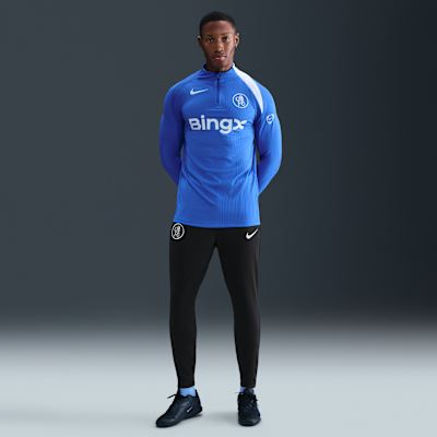 Chelsea F.C. Strike Third Men's Nike Dri-FIT Total 90 Football